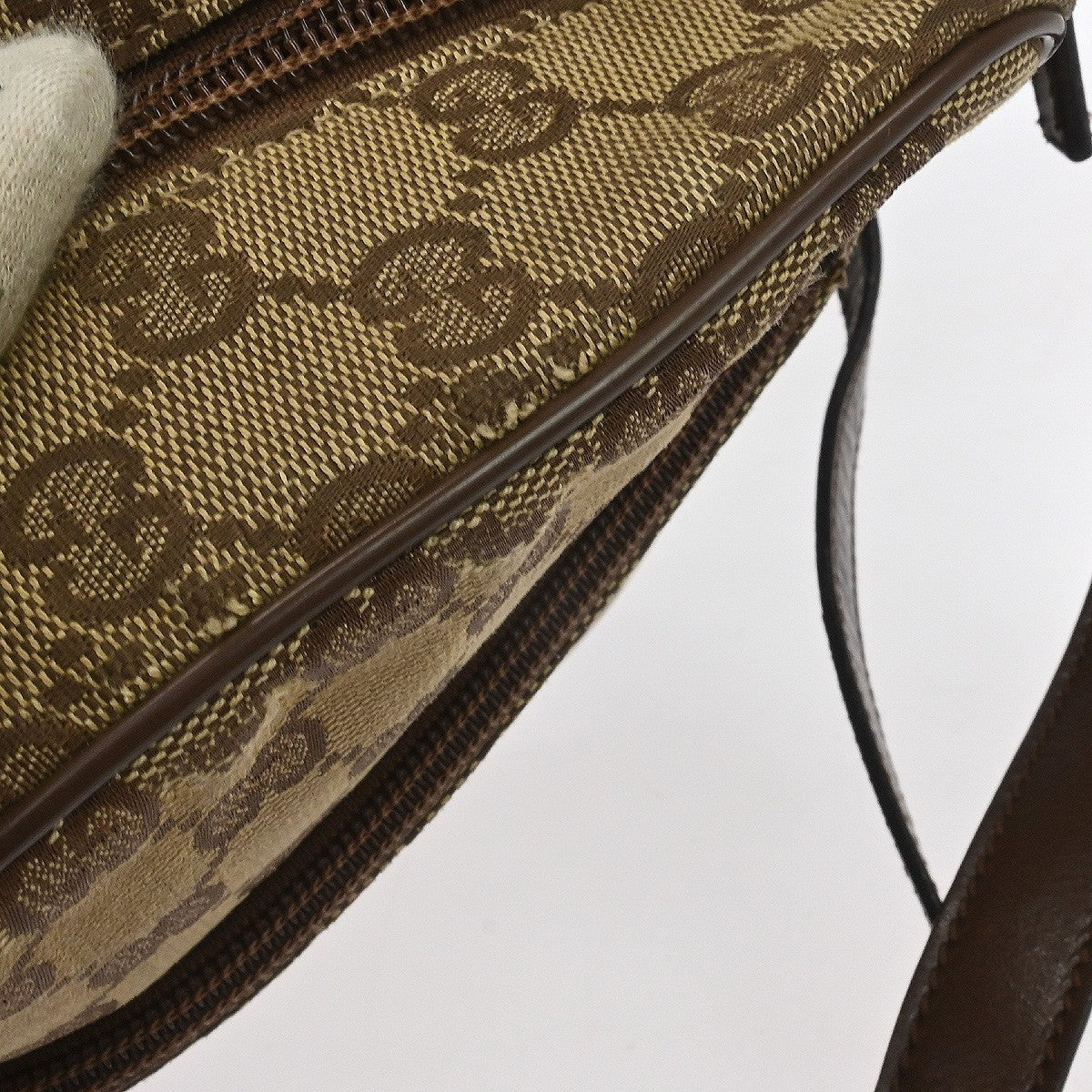Gucci Beige Canvas GG Shoulder Bag