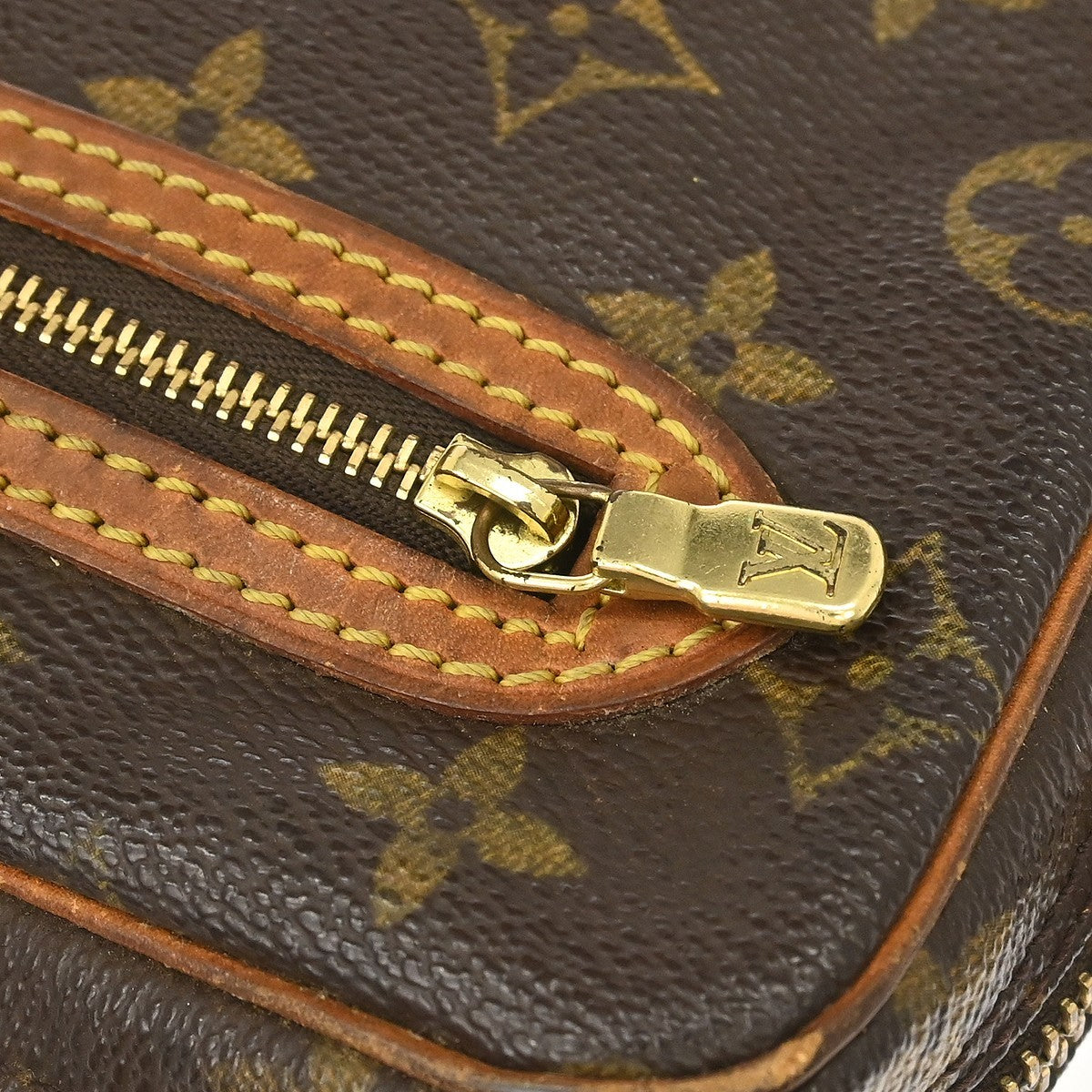 Louis Vuitton Marly Dragonne GM Clutch Bag Purse