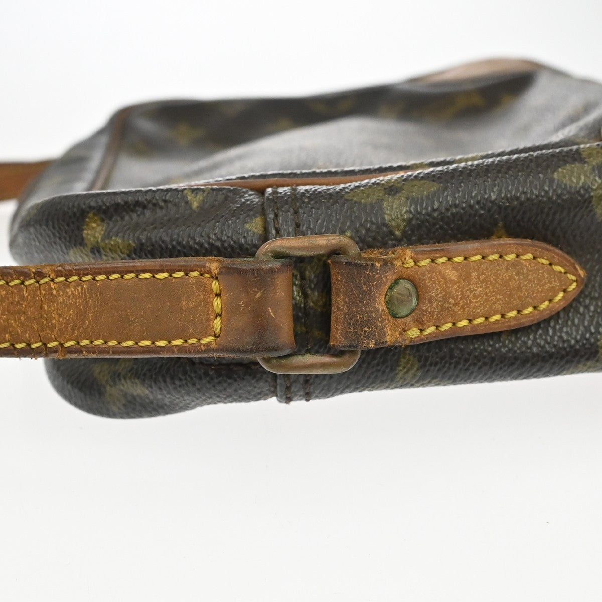 Louis Vuitton Trocadero 27 Crossbody Shoulder Bag