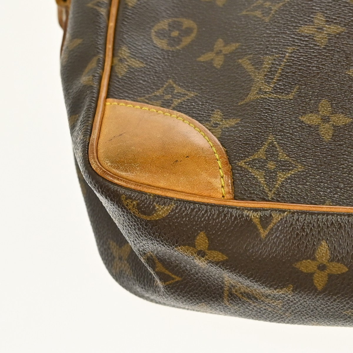 Louis Vuitton Trocadero 30 Shoulder Bag Monogram