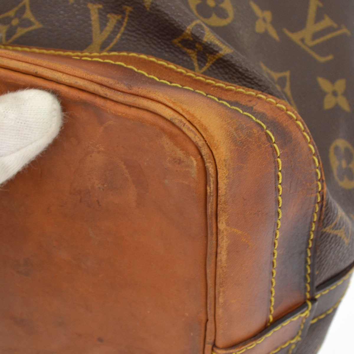 Louis Vuitton Noe Drawstring Shoulder Bag Monogram