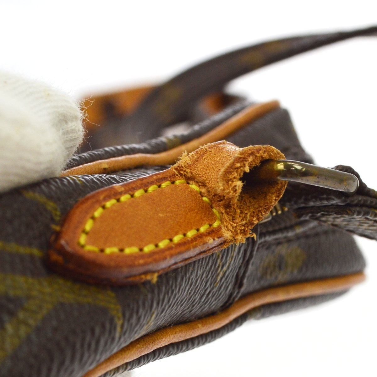 Louis Vuitton Mini Danube Shoulderbag Monogram