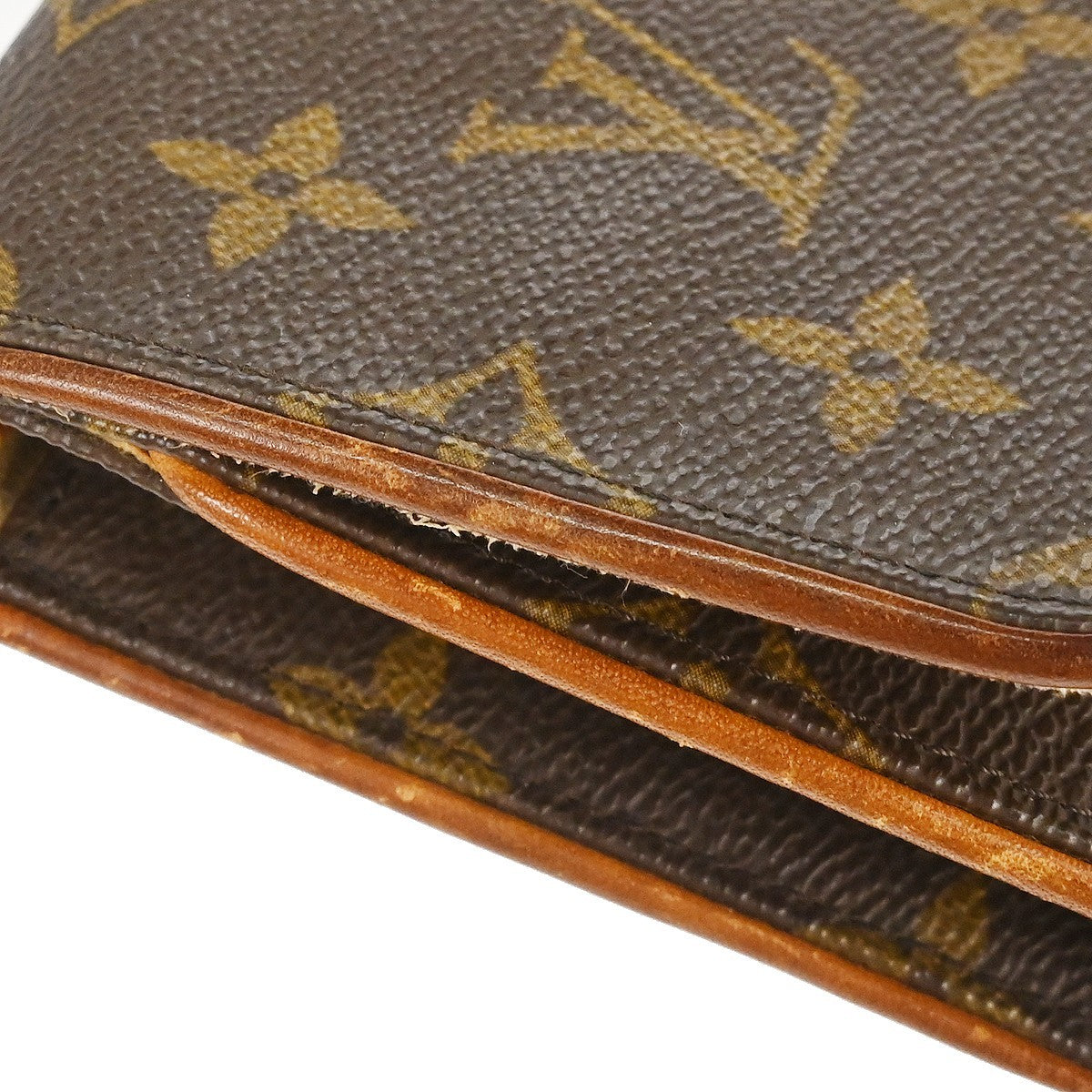 Louis Vuitton Pochette Twin GM Crossbody Bag