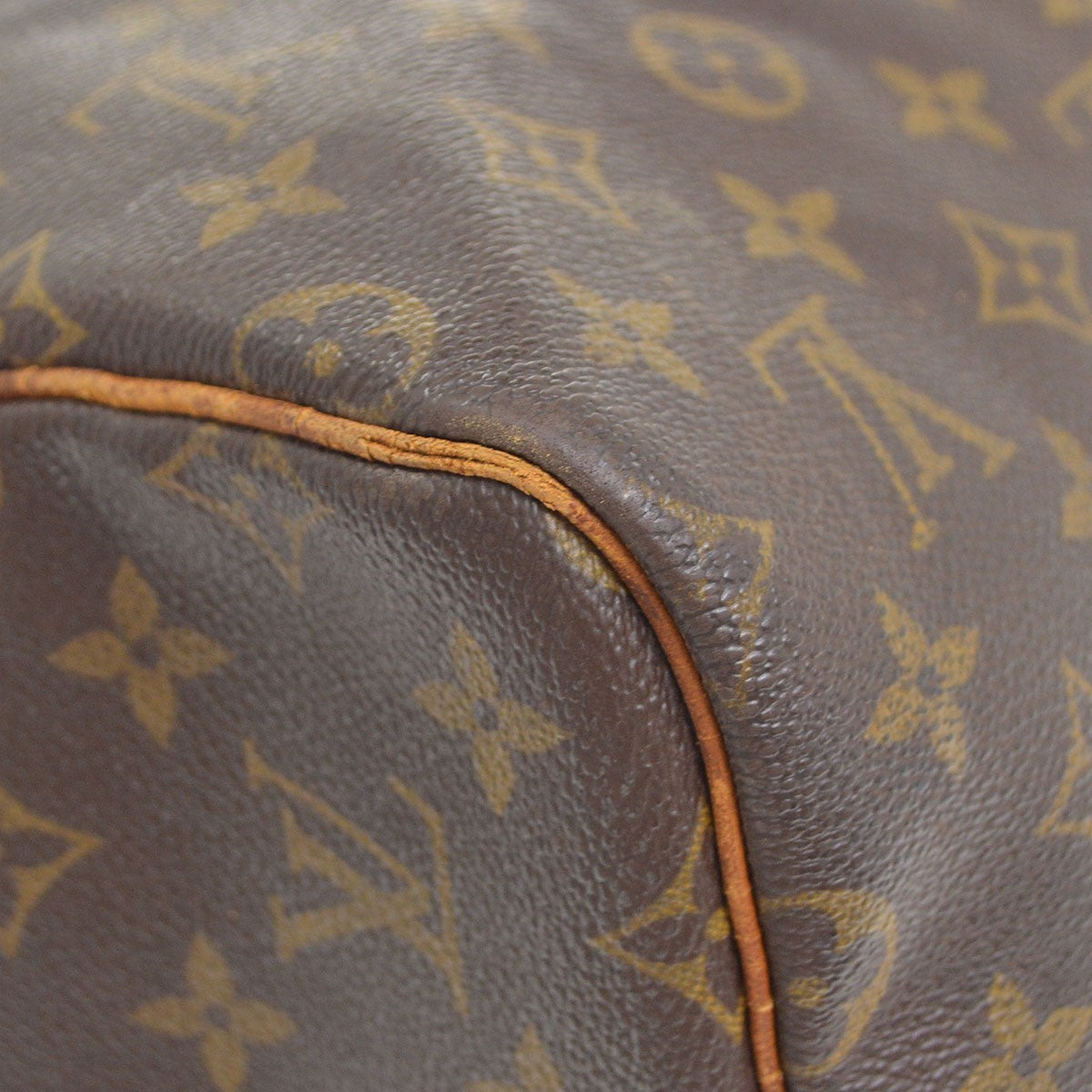 Louis Vuitton Keepall Bandouliere 55 Travel Bag
