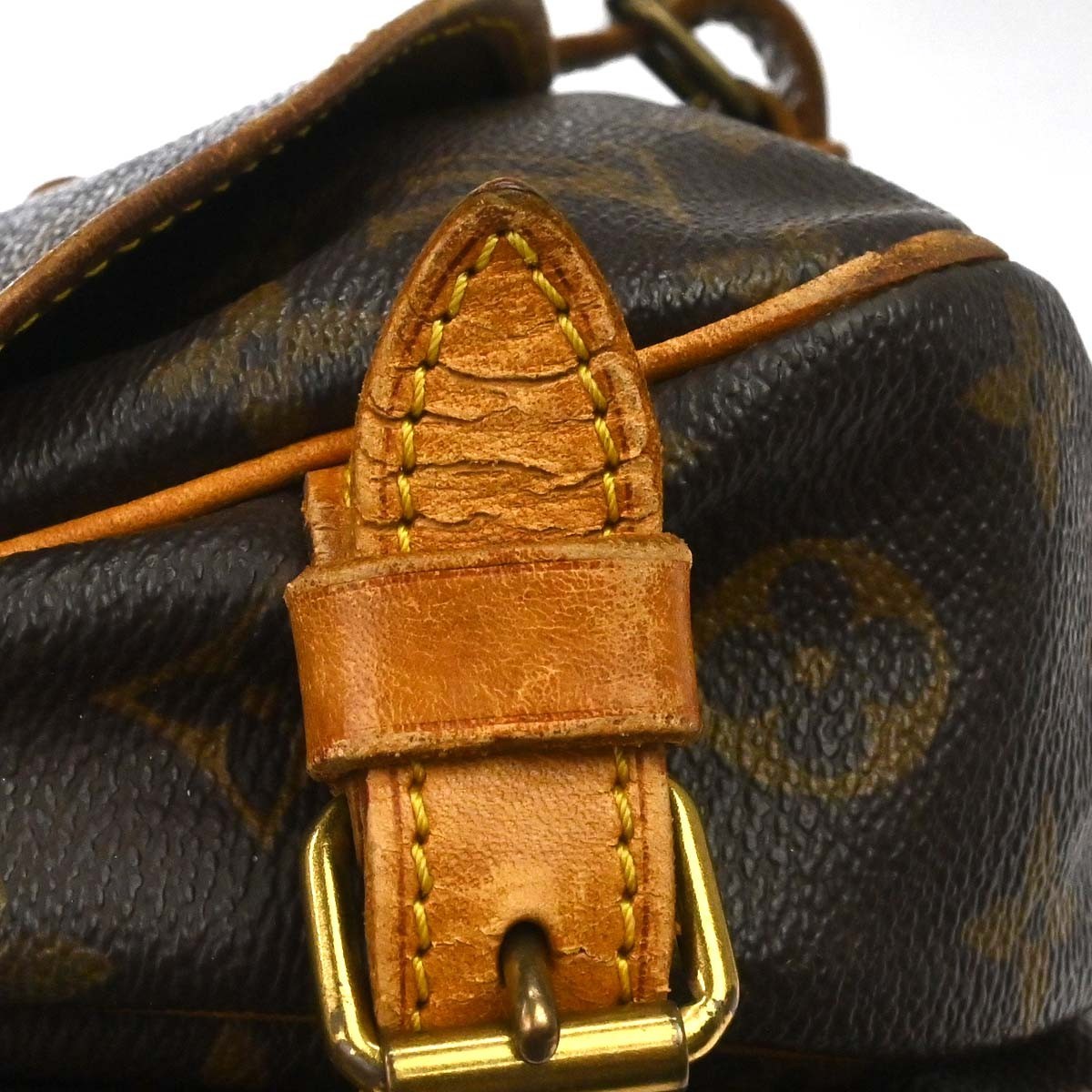 Louis Vuitton Monogram Saumur 30 Messenger Bag