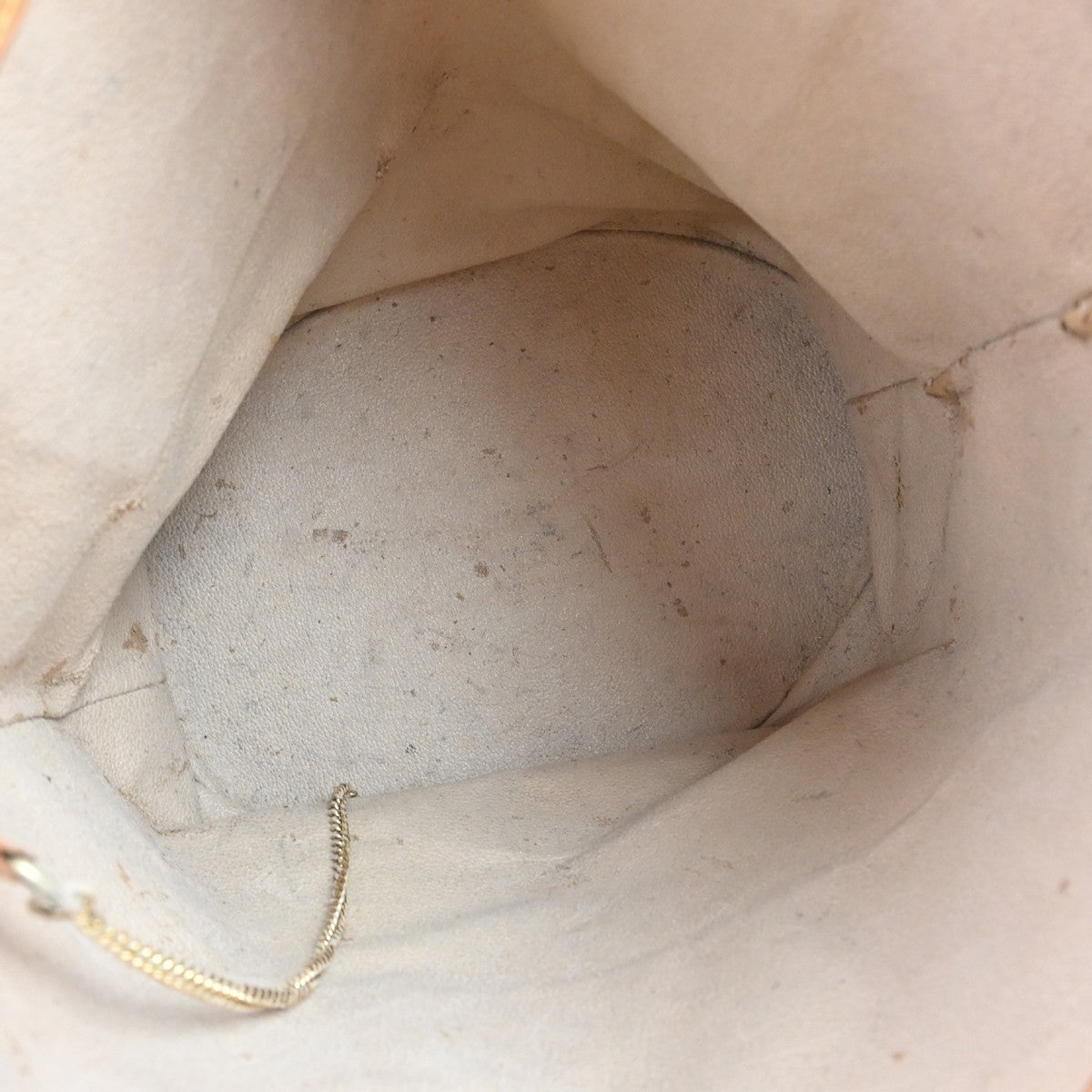 Louis Vuitton Monogram Bucket GM Tote Bag