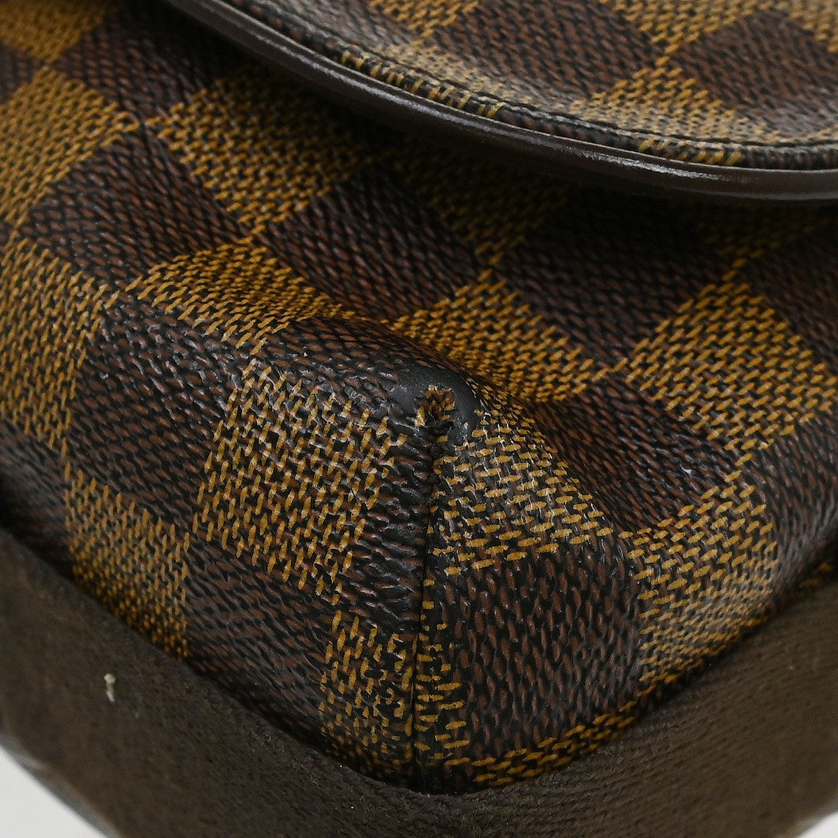 Louis Vuitton Damier Brooklyn MM Shoulder Bag