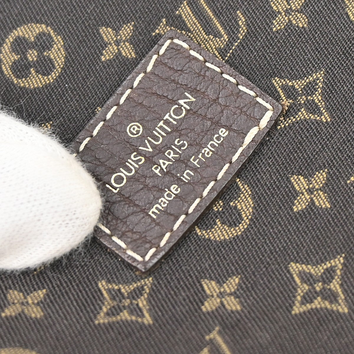 Louis Vuitton Mini Lin Saumur 30 Shoulder Bag