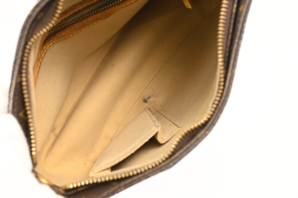 Louis Vuitton Looping MM Handbag