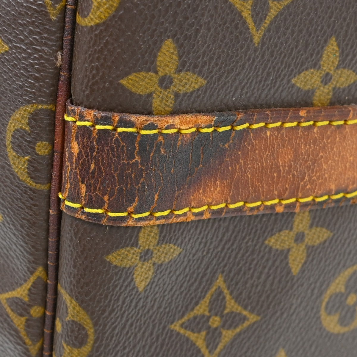 Louis Vuitton Keepall Bandouliere 55 Travel Bag