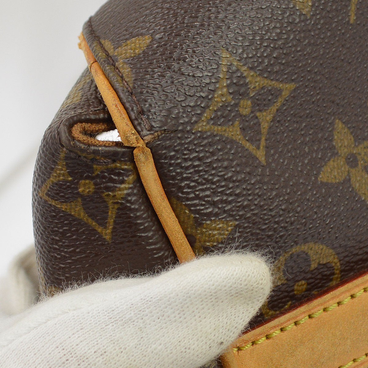 Louis Vuitton Monogram Abbesses Messenger Bag