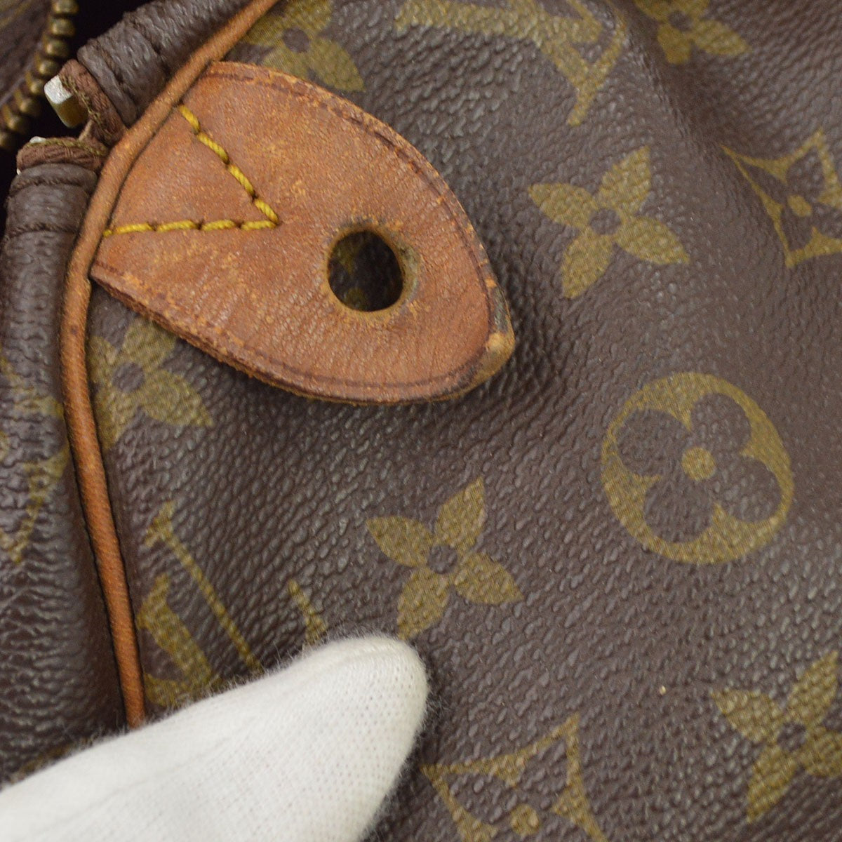Louis Vuitton Monogram Speedy 40 Duffle Handbag