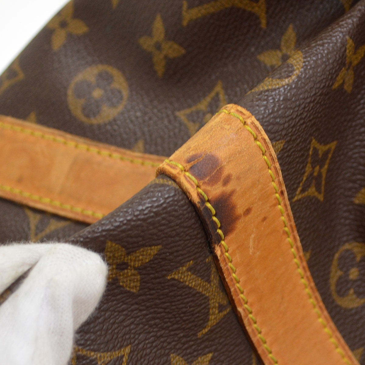 Louis Vuitton Keepall Bandouliere 55 Travel Bag