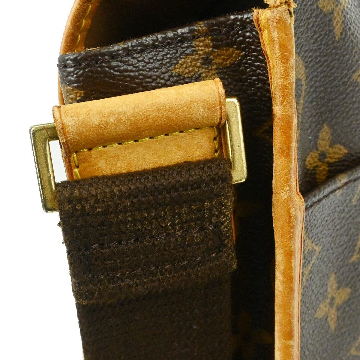 Louis Vuitton Messenger Bosphore GM Shoulder Bag