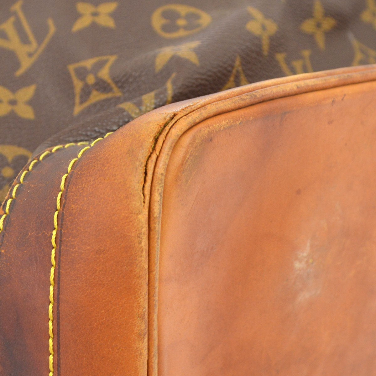 Louis Vuitton Noe Drawstring Shoulder Bag Monogram