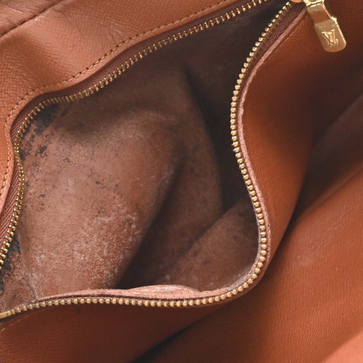 Louis Vuitton Marly Dragonne GM Clutch Bag Purse