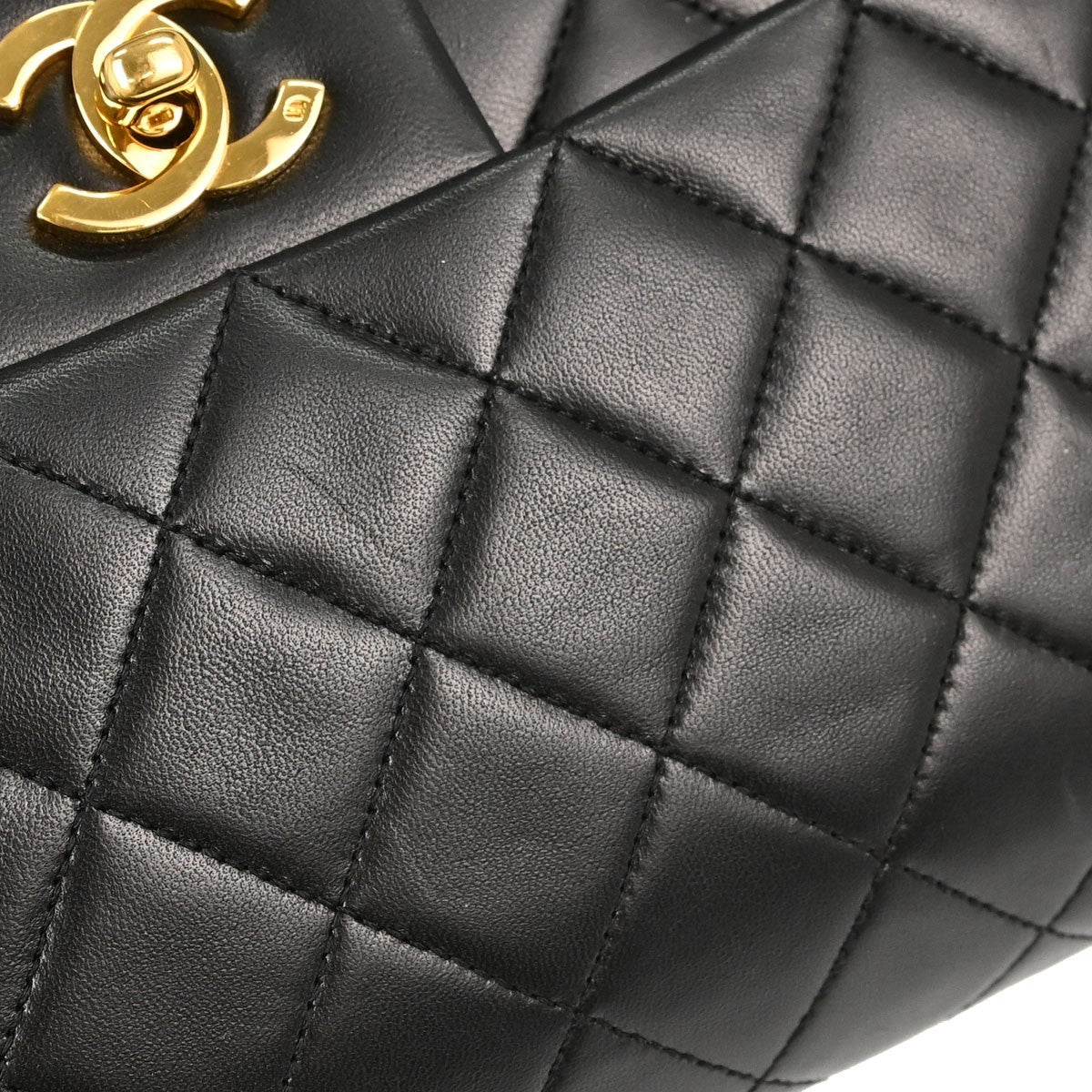 Chanel Black Lambskin Medium Classic Double Flap Shoulder Bag