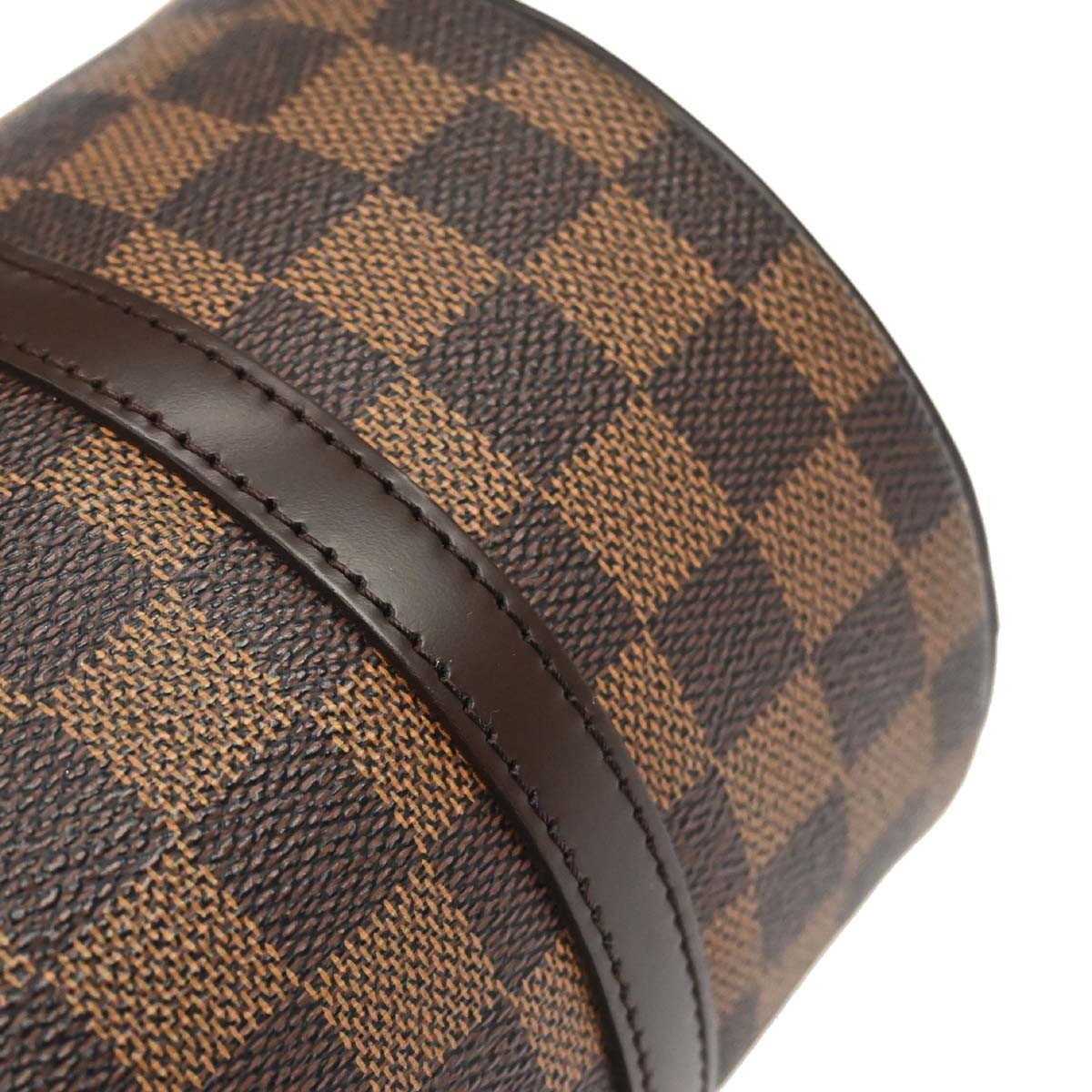 Louis Vuitton Damier Papillon 26 Handbag