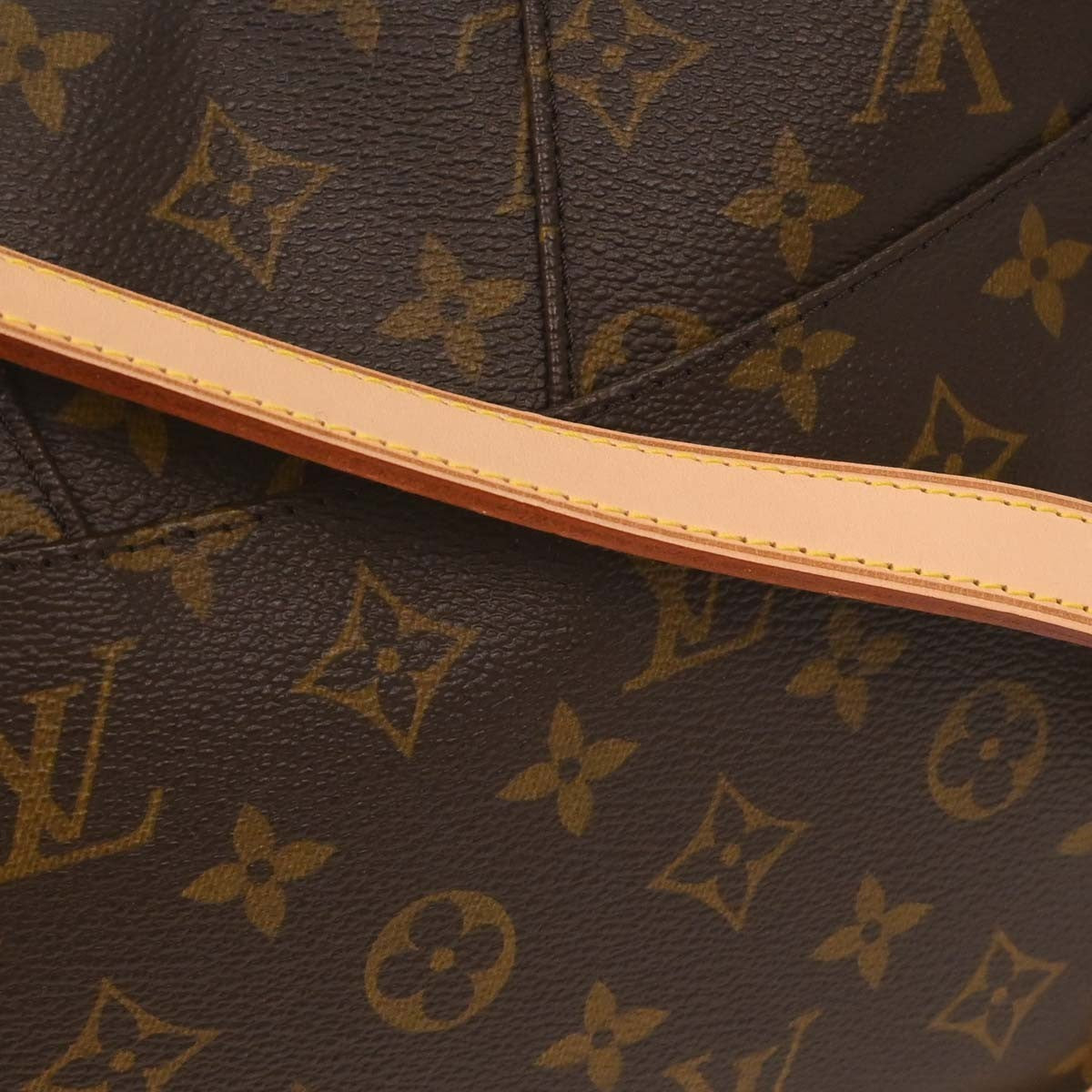 Louis Vuitton Monogram Menilmontant PM Shoulder Bag