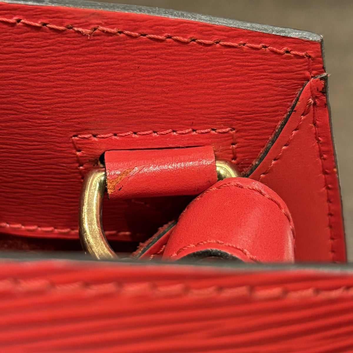 Louis Vuitton Red Epi Cluny Shoulder Bag