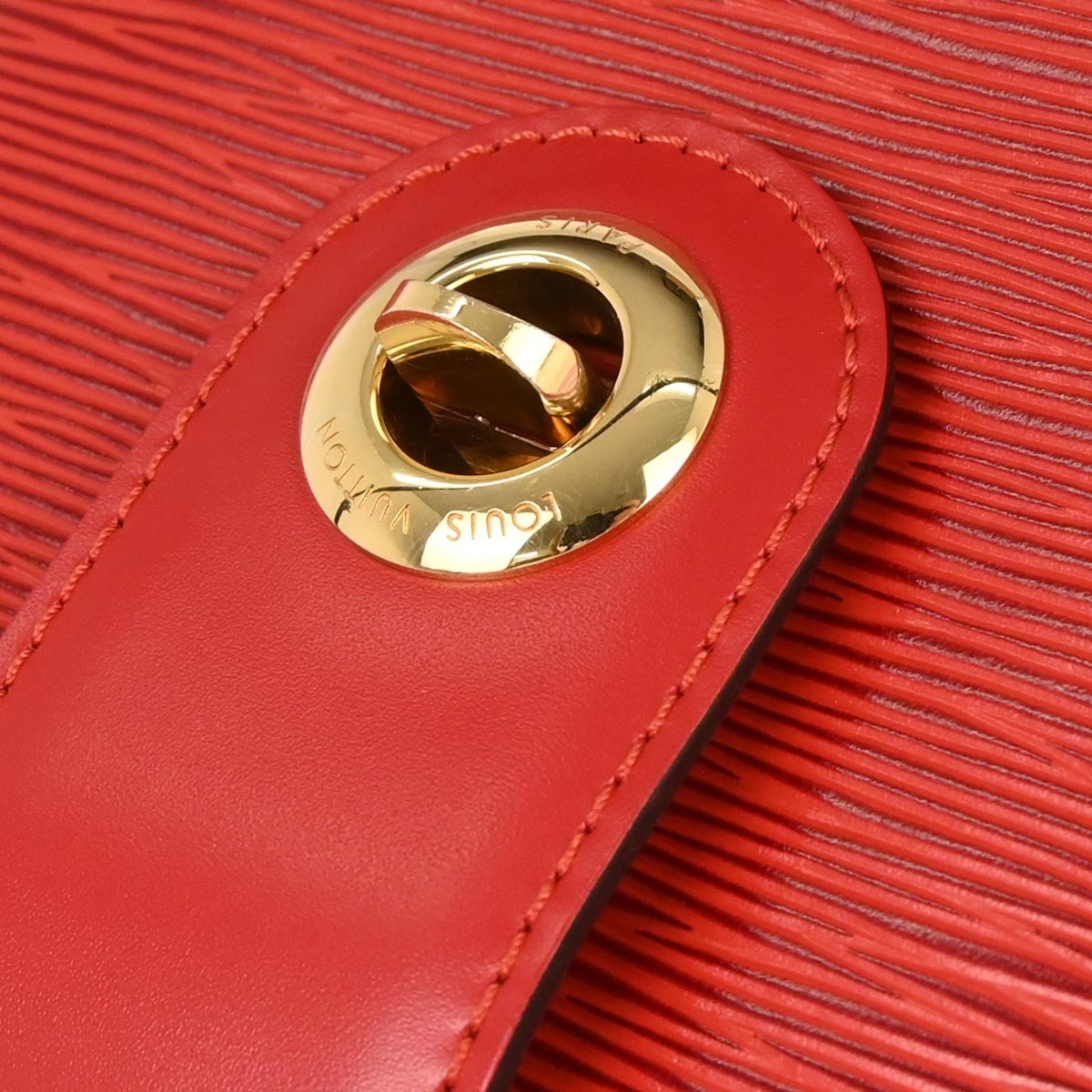 Louis Vuitton Red Epi Cluny Shoulder Bag