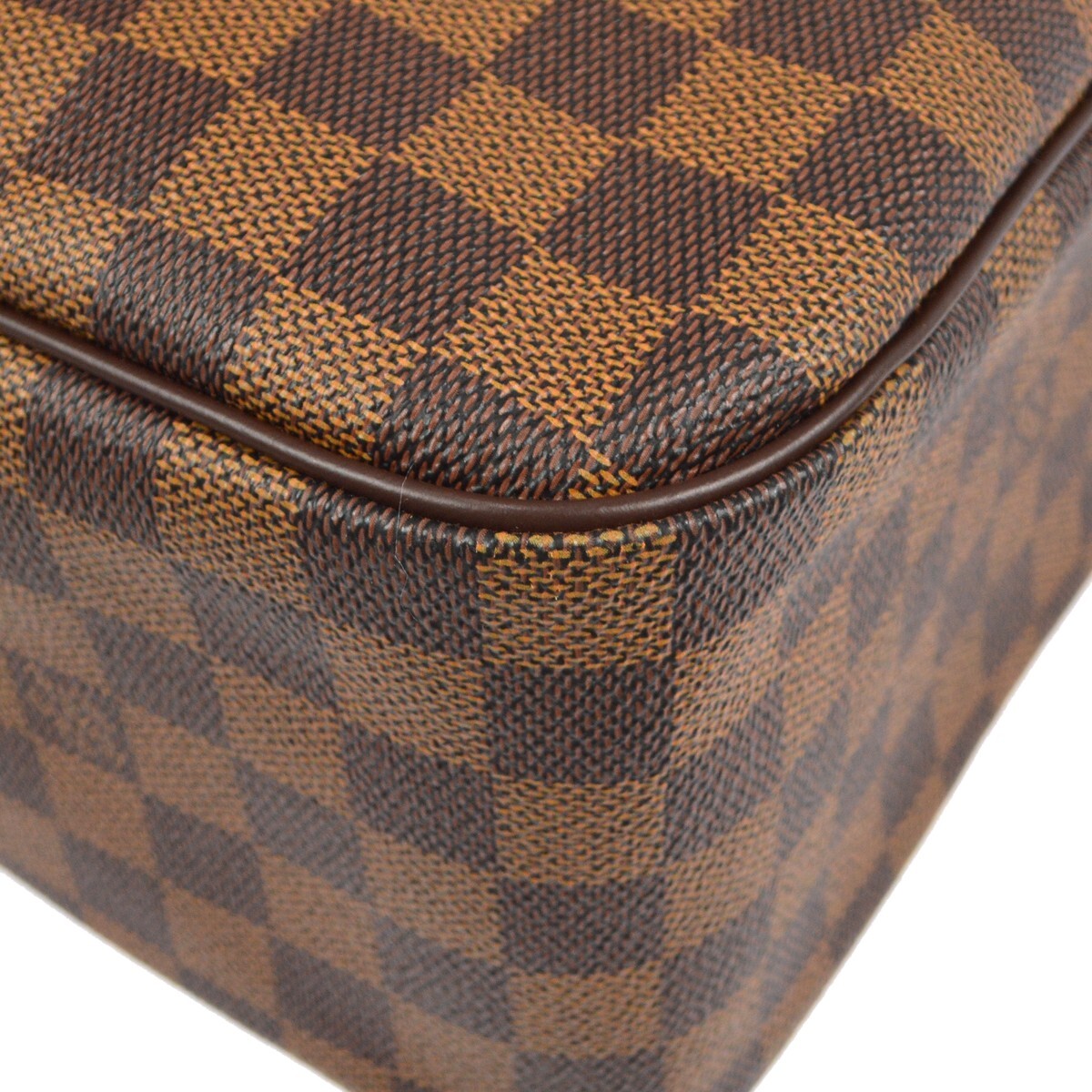 Louis Vuitton Damier Cite GM Handbag