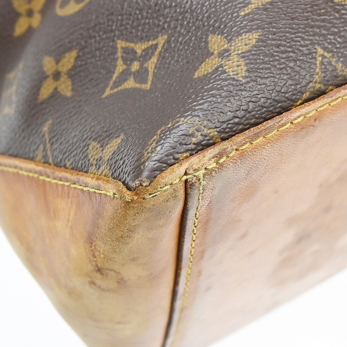 Louis Vuitton Cabas Mezzo Hand Tote Bag