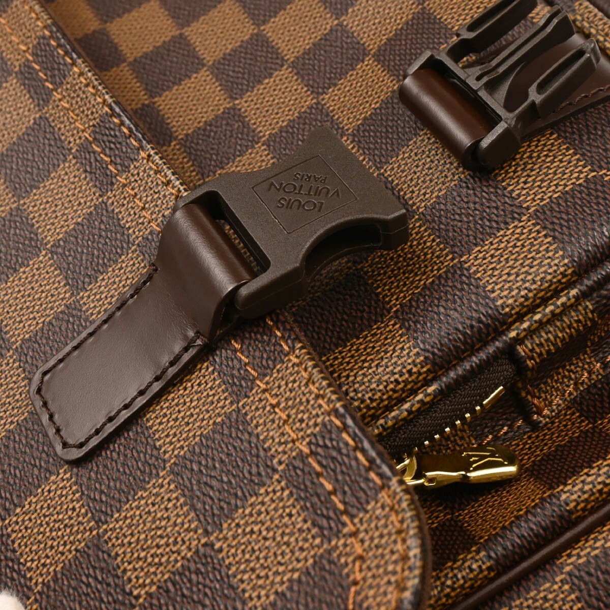 Louis Vuitton Damier Messenger Melville Shoulder Bag