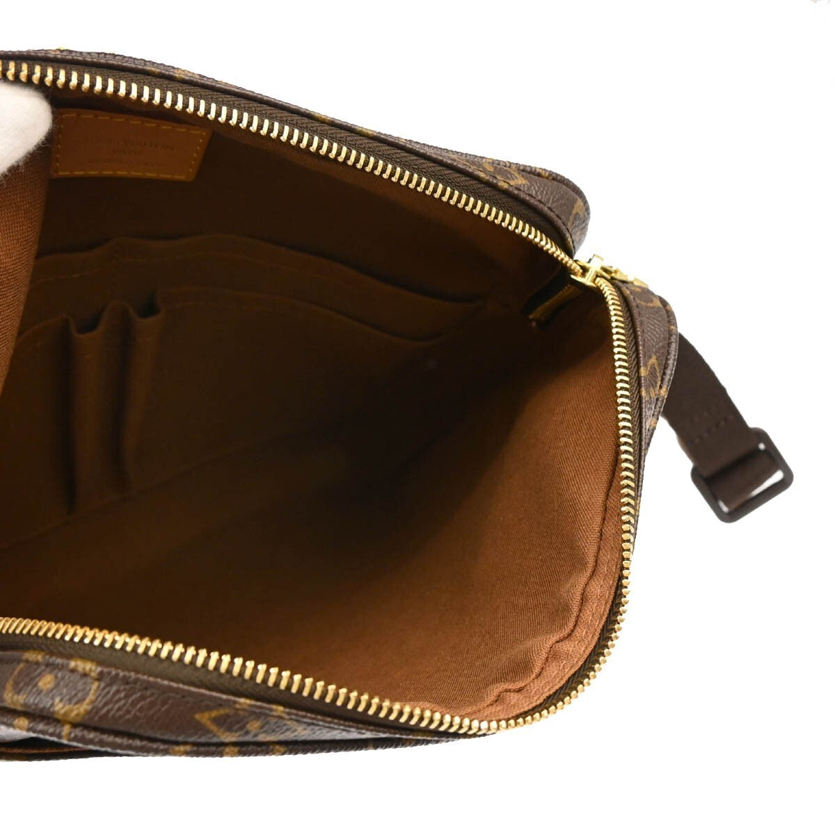 Louis Vuitton Monogram Trotteur Beaubourg Shoulder Bag