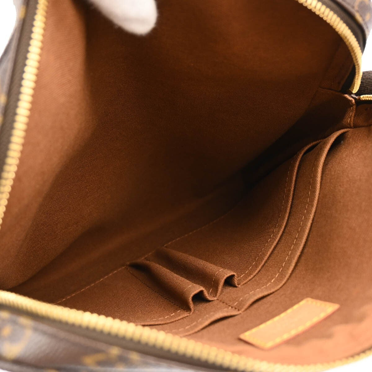 Louis Vuitton Monogram Trotteur Beaubourg Shoulder Bag