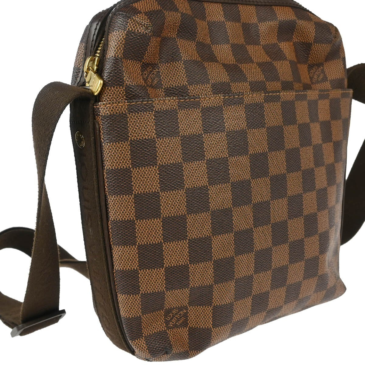 Louis Vuitton Damier Trotteur Beaubourg Shoulder Bag