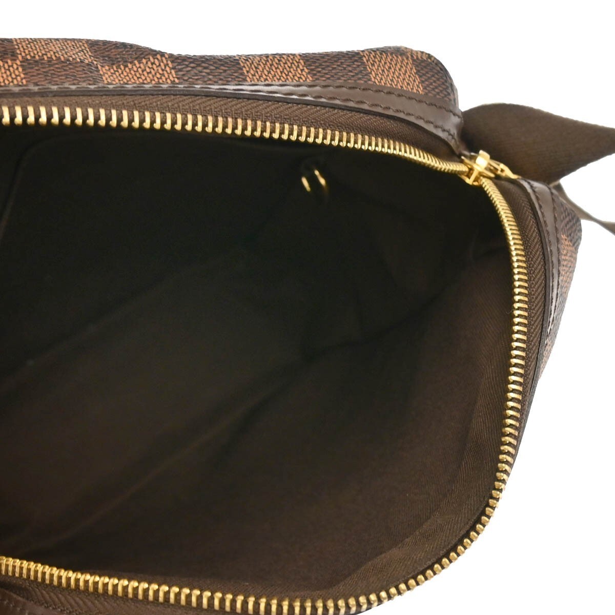 Louis Vuitton Damier Trotteur Beaubourg Shoulder Bag