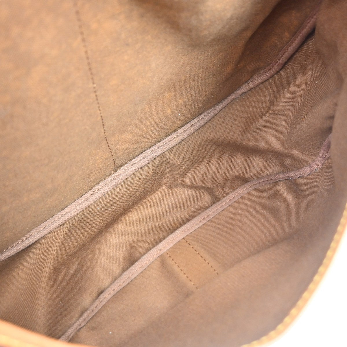 Louis Vuitton Saumur 35 Shoulder Bag Monogram