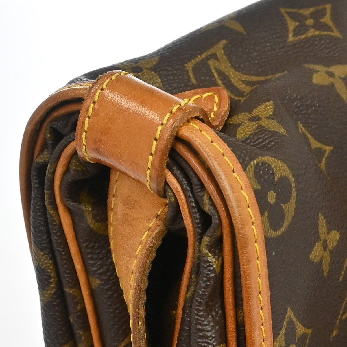Louis Vuitton Saumur 35 Shoulder Bag Monogram