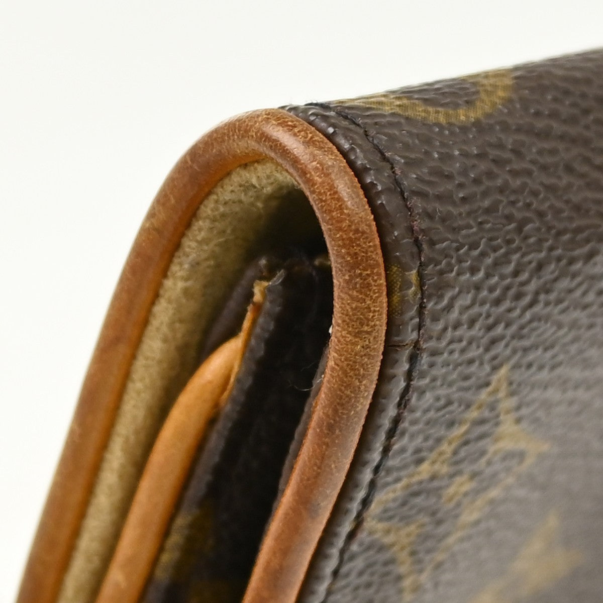 Louis Vuitton Pochette Twin PM Shoulder Bag