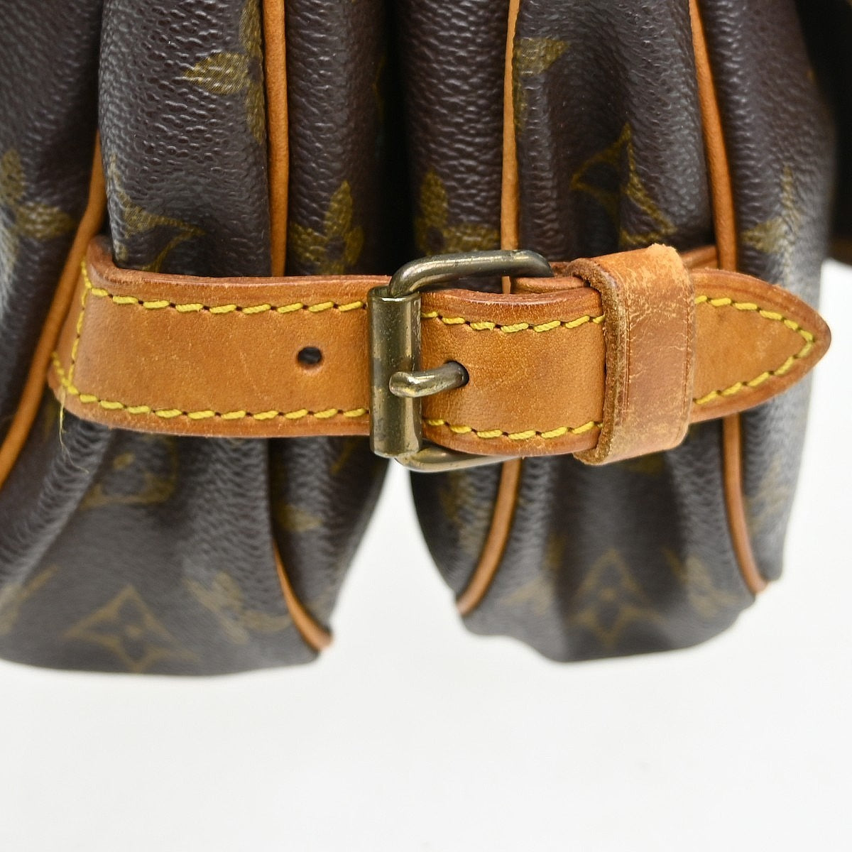 Louis Vuitton Monogram Saumur 30 Messenger Bag