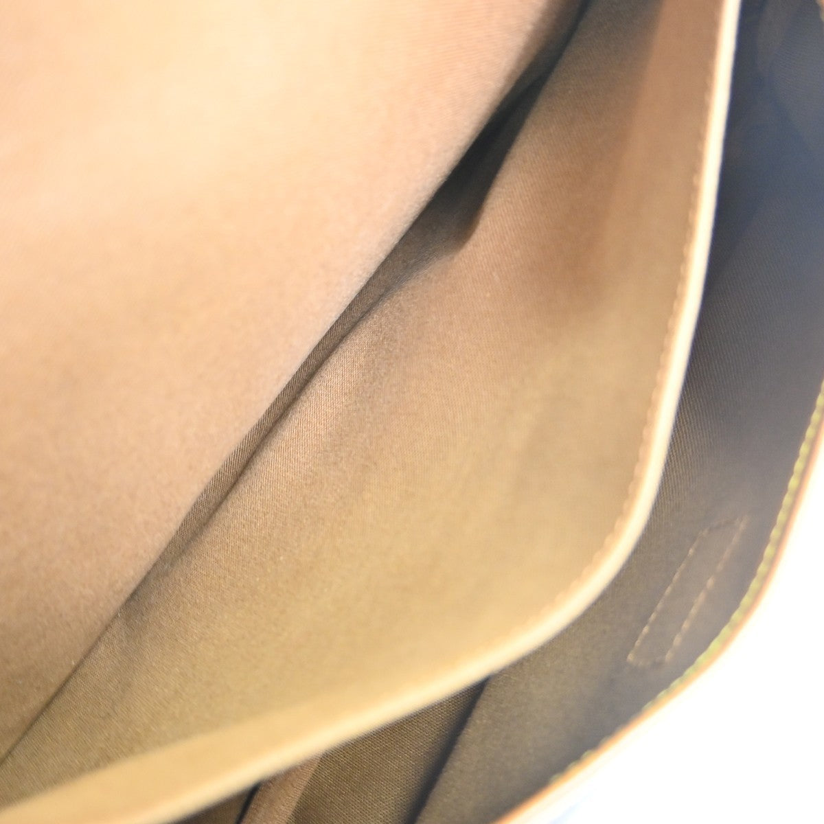 Louis Vuitton Saumur 35 Shoulder Bag Monogram