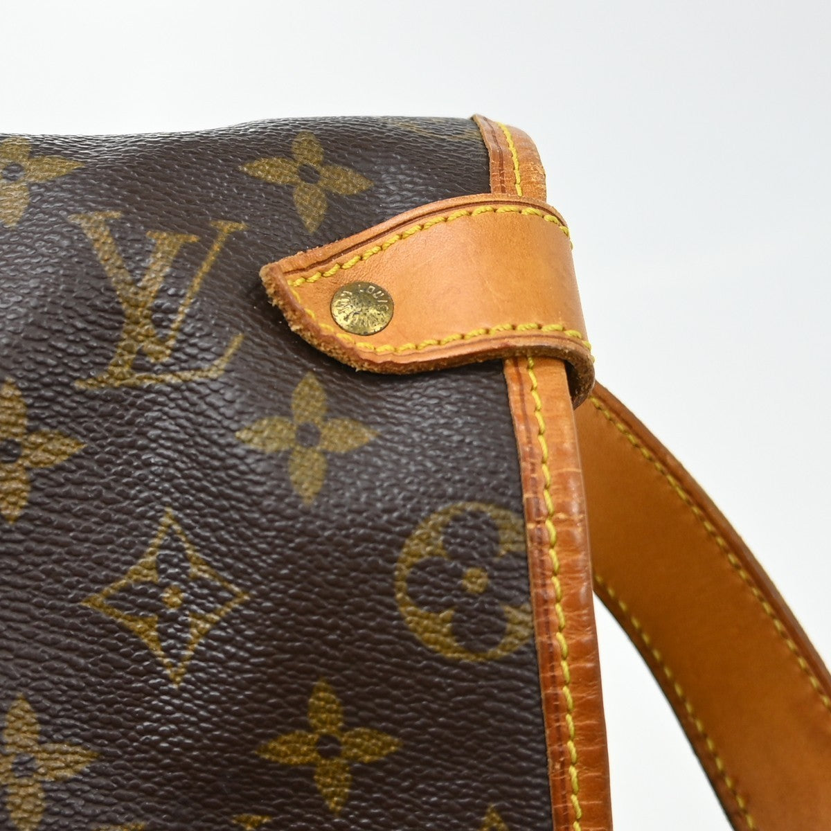 Louis Vuitton Saumur 35 Shoulder Bag Monogram