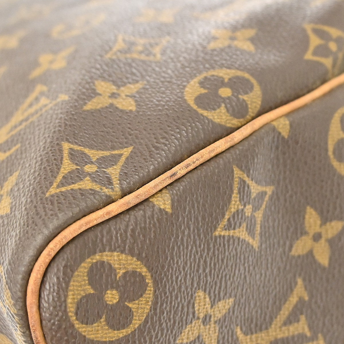 Louis Vuitton Monogram Speedy 40 Duffle Handbag