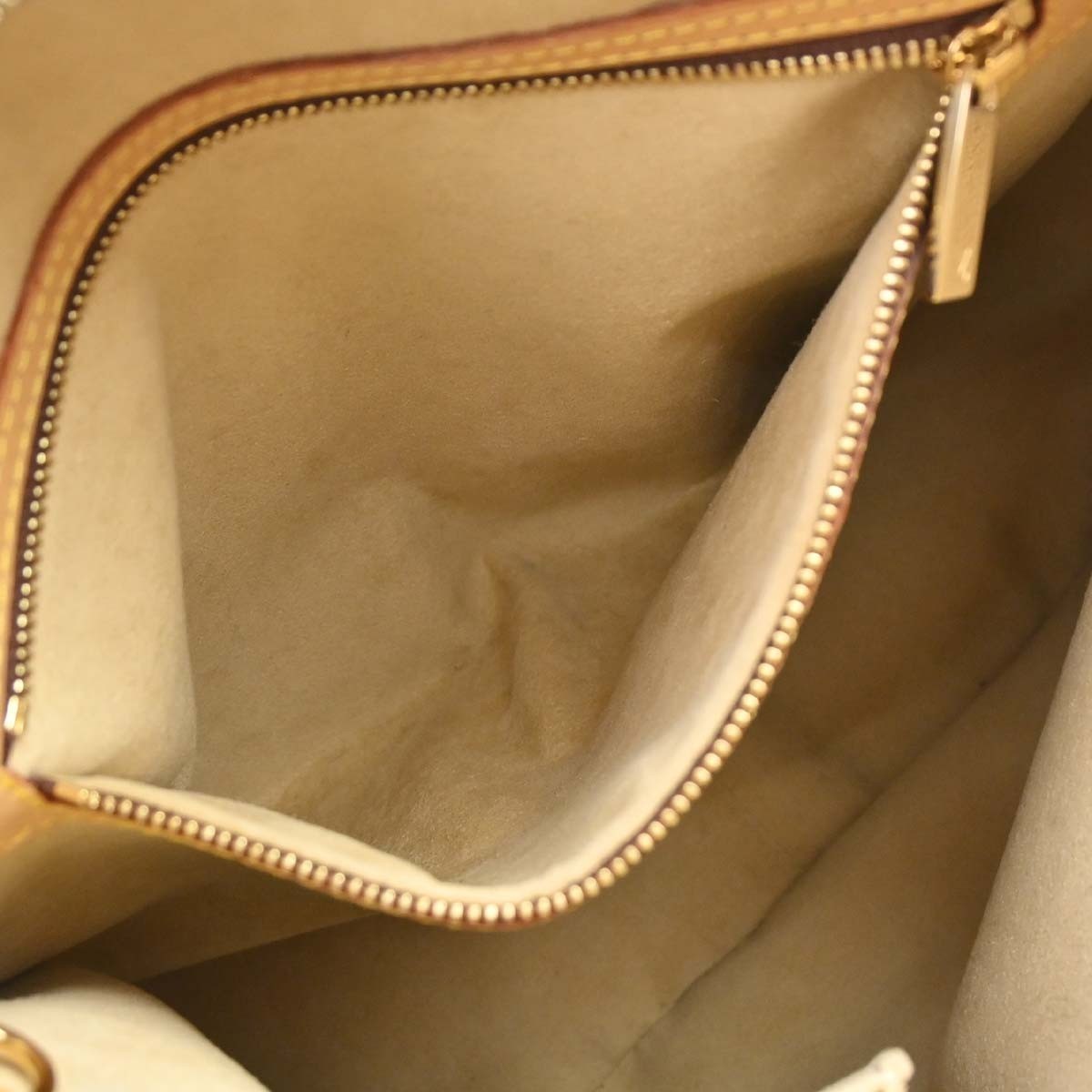 Louis Vuitton Looping GM Shoulder Bag Monogram