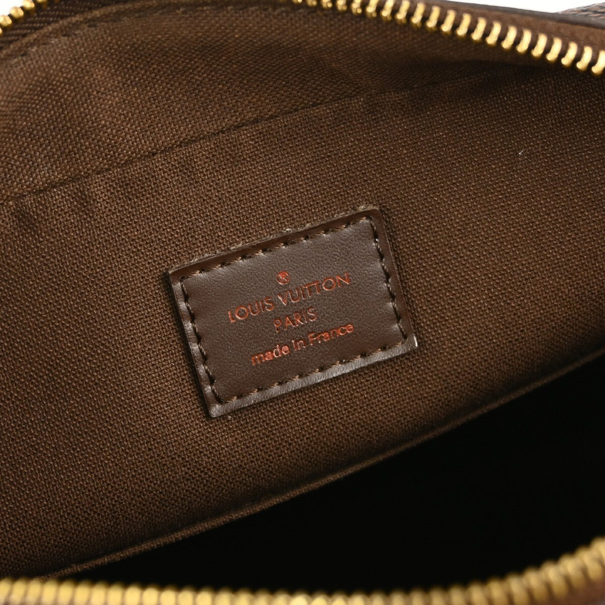 Louis Vuitton Damier Trotteur Beaubourg Shoulder Bag