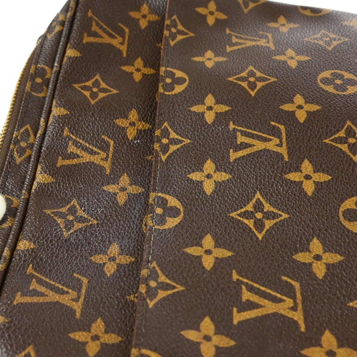 Louis Vuitton Monogram Trotteur Beaubourg Shoulder Bag
