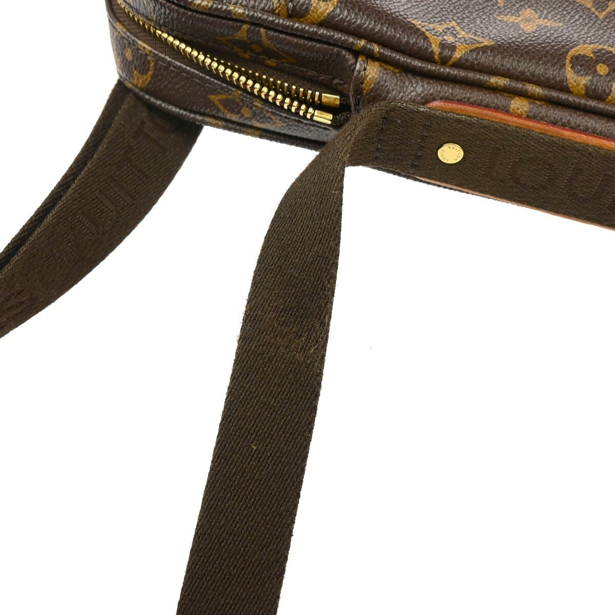 Louis Vuitton Monogram Trotteur Beaubourg Shoulder Bag