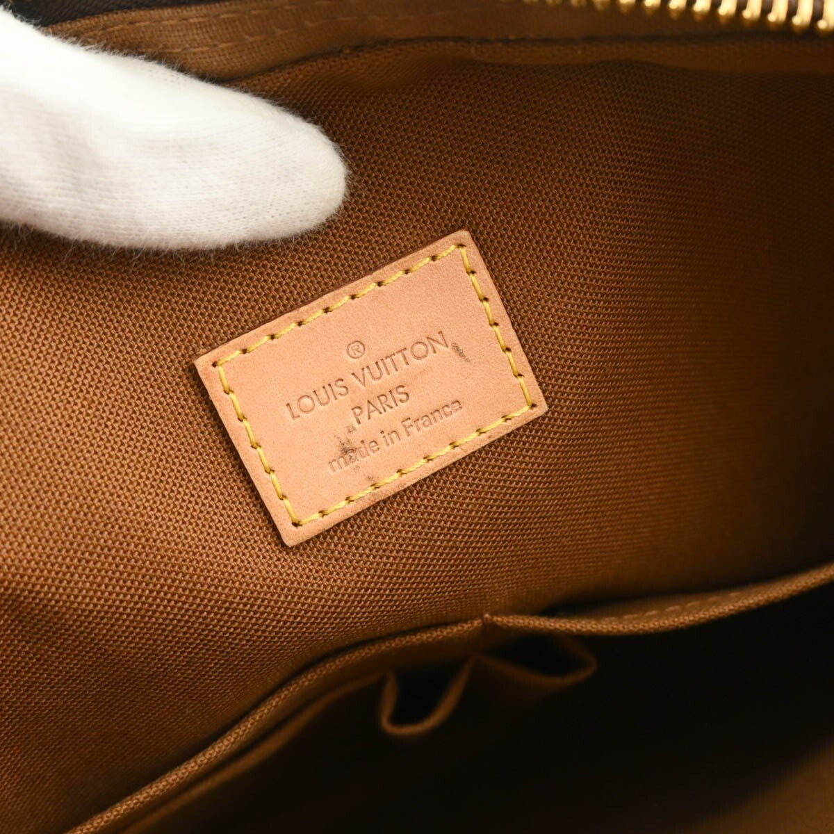 Louis Vuitton Monogram Trotteur Beaubourg Shoulder Bag