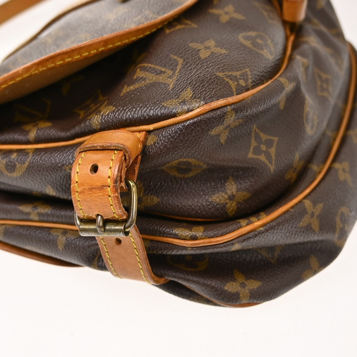 Louis Vuitton Monogram Saumur 30 Messenger Bag