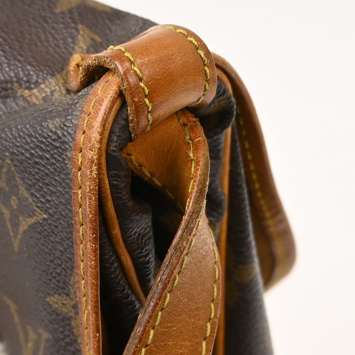 Louis Vuitton Monogram Saumur 30 Messenger Bag