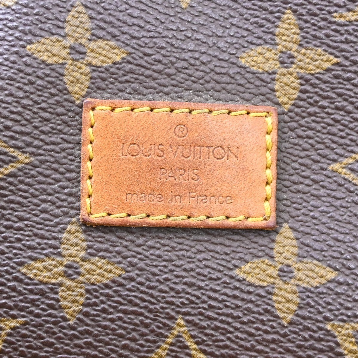 Louis Vuitton Monogram Saumur 30 Messenger Bag