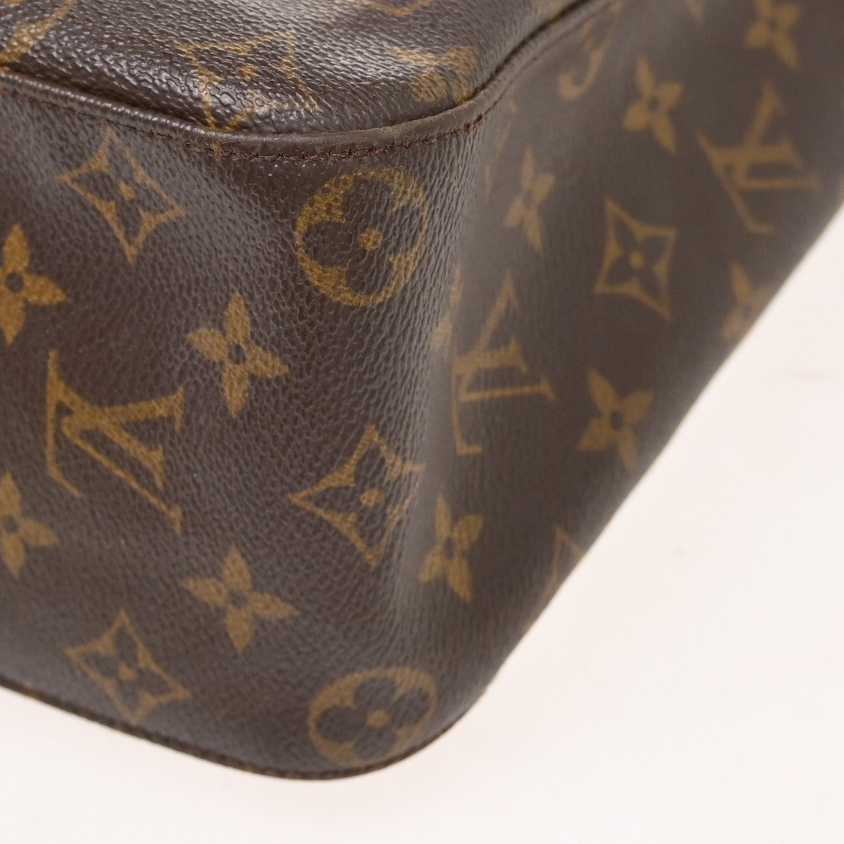 Louis Vuitton Looping GM Shoulder Bag Monogram