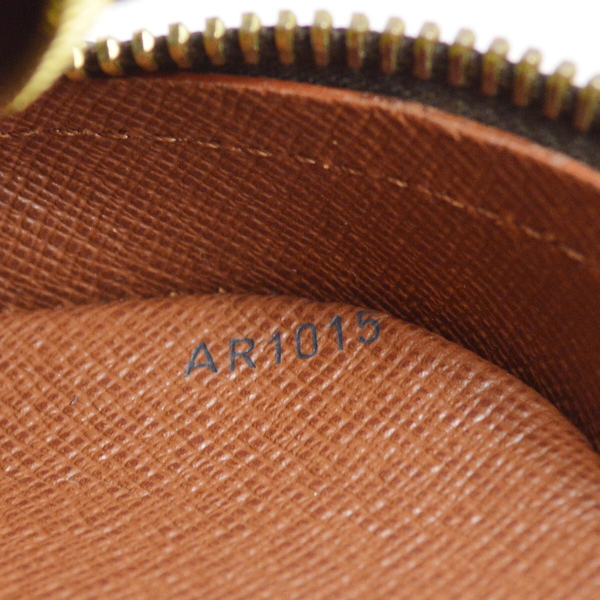 Louis Vuitton Monogram Nile Messenger Shoulder Bag