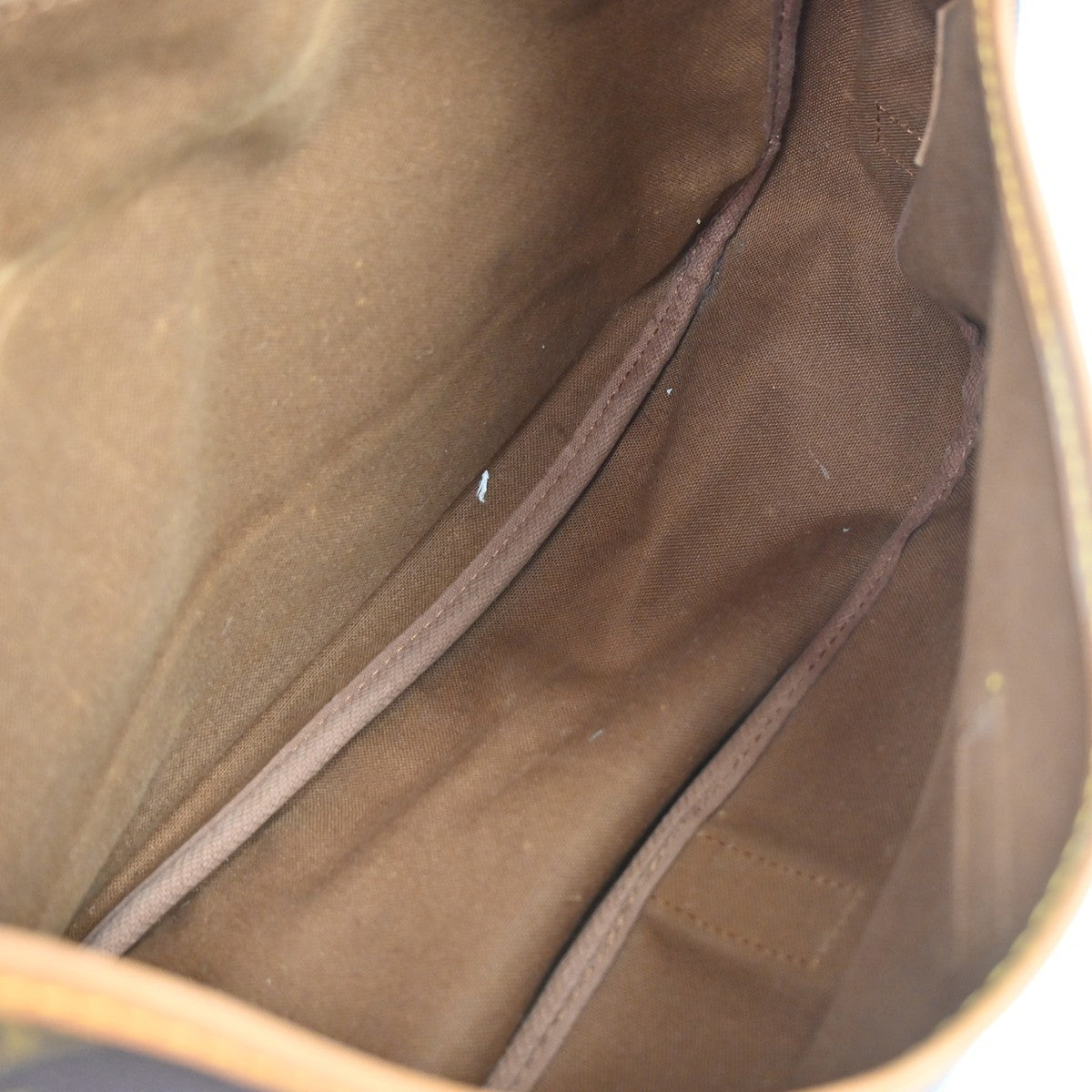 Louis Vuitton Saumur 35 Shoulder Bag Monogram